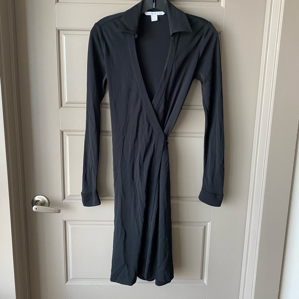 DVF - Black Classic Wrap Dress